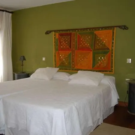Sleeps 2 Pool Wifi * Haría