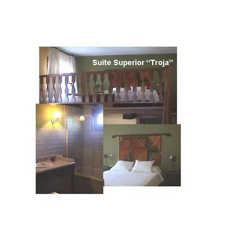 Sleeps 2 Pool Wifi Villa